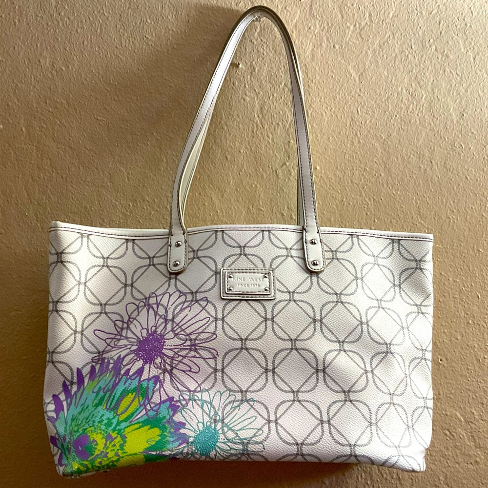 Nine West Tote Floral Motif